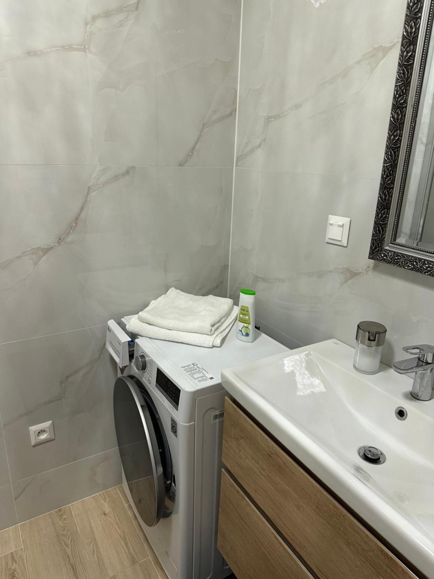 ברטיסלאבה Majestic Old Town Apartments מראה חיצוני תמונה