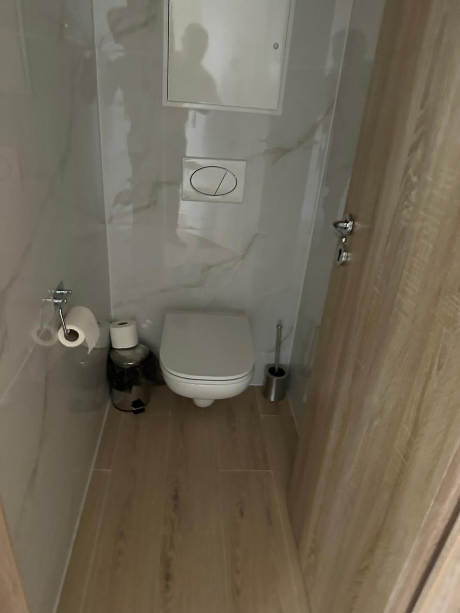 ברטיסלאבה Majestic Old Town Apartments מראה חיצוני תמונה
